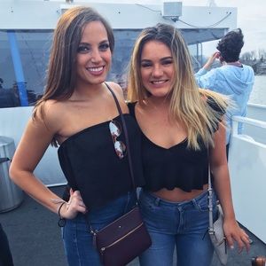 Meet your Posher, Elizabeth